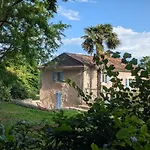 Bed & Breakfast Maison Nathis Saint-Sulpice-de-Roumagnac
