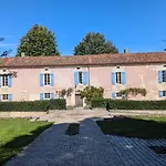 Maison Nathis Bed & Breakfast 4*