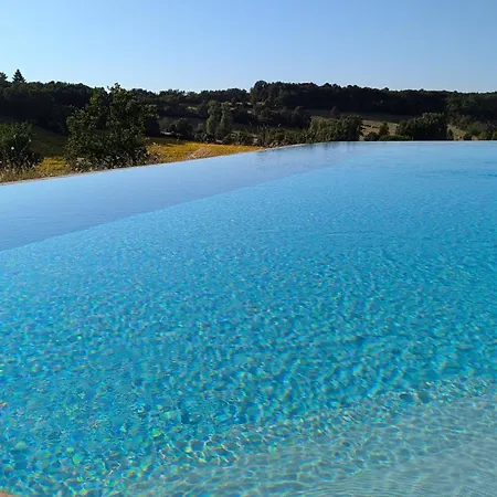 Maison Nathis Bed and Breakfast 4*