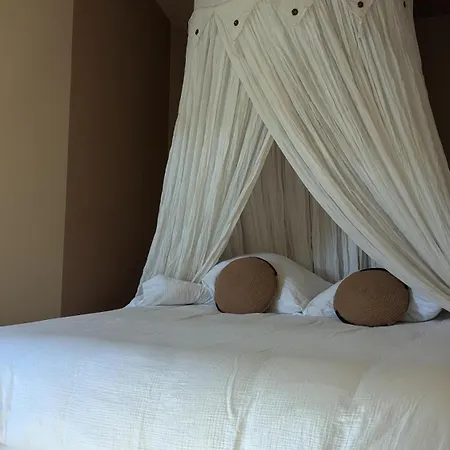 Bed and breakfast Maison Nathis 3*