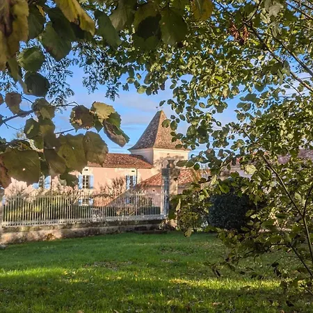Maison Nathis Bed and Breakfast 4*