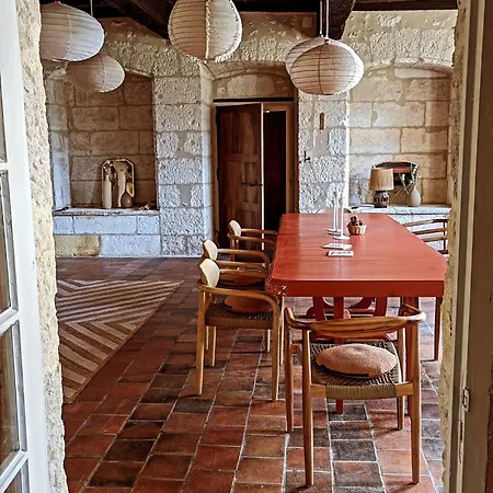 Bed and Breakfast Maison Nathis 4*