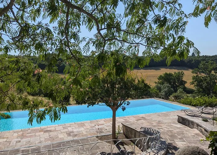 Maison Nathis לינה וארוחת בוקר 3*