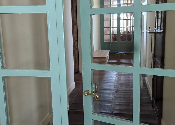 לינה וארוחת בוקר Maison Nathis