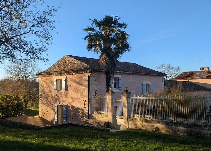 Maison Nathis לינה וארוחת בוקר