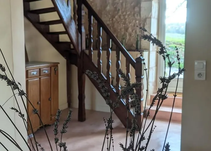 לינה וארוחת בוקר Maison Nathis Saint-Sulpice-de-Roumagnac