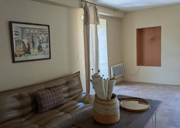 Maison Nathis לינה וארוחת בוקר 3*