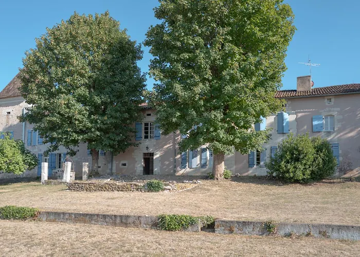 Maison Nathis לינה וארוחת בוקר