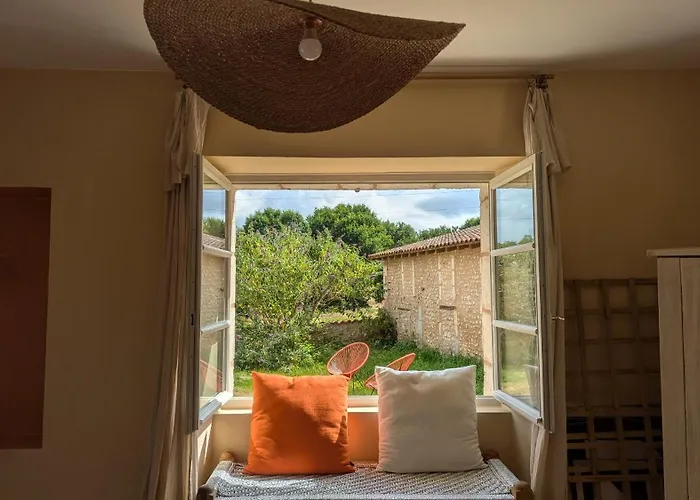 Maison Nathis Couette-café